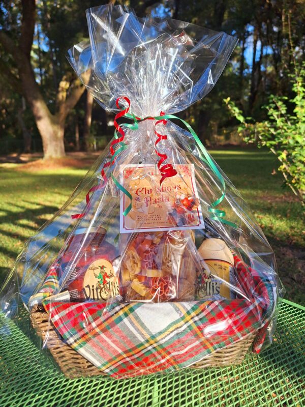 One 12oz Creamy Italian Dressing, one 24oz House Marinara, & one 17.6oz bag of Italian-made Christmas themed pasta.